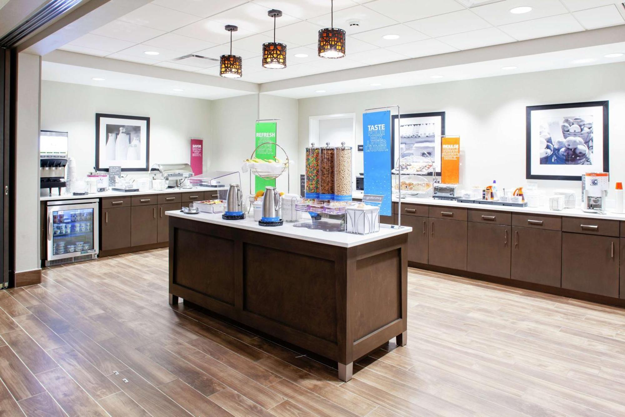 Hampton Inn & Suites Overland Park South Stanley Екстер'єр фото